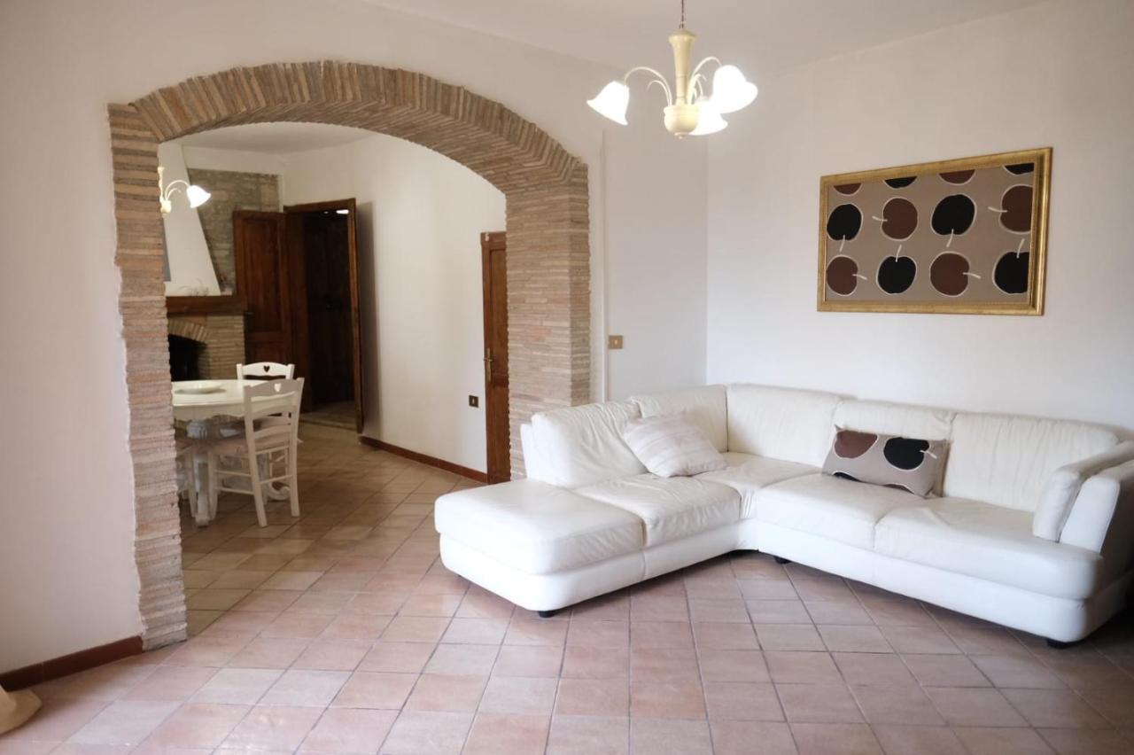 Ferienwohnung La Residenza Dei Nonni Montefranco Exterior foto